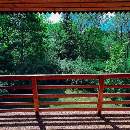 Ferienhaus Hunting Under The Rock And The River Kretinka
