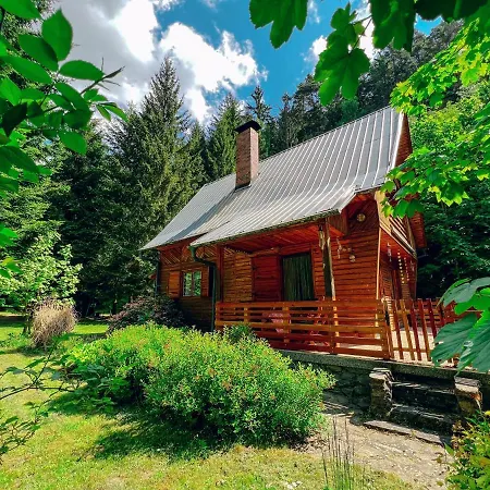 Ferienhaus Hunting Under The Rock And The River Kretinka Bystré